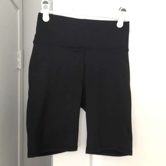 FABLETICS WOMENS HIGH WAISTED POWERHOLD SHORTS - Picture 3 of 6